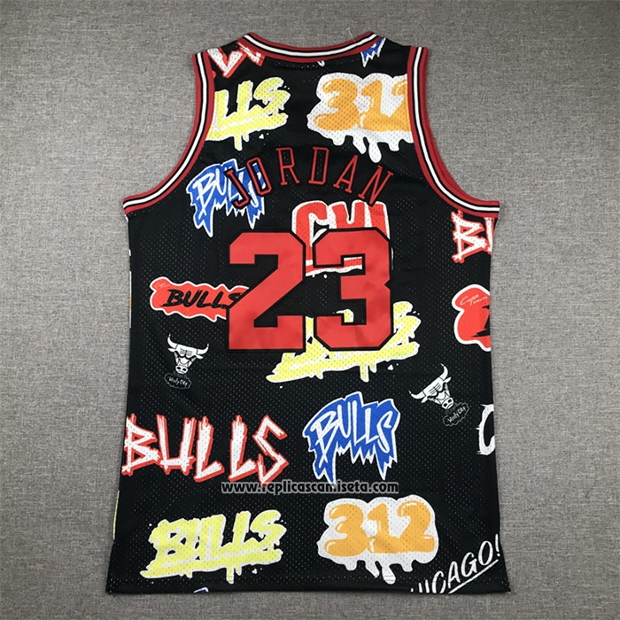 Camiseta Chicago Bulls Michael Jordan #23 Slap Sticker Mitchell & Ness 1997-98 Negro